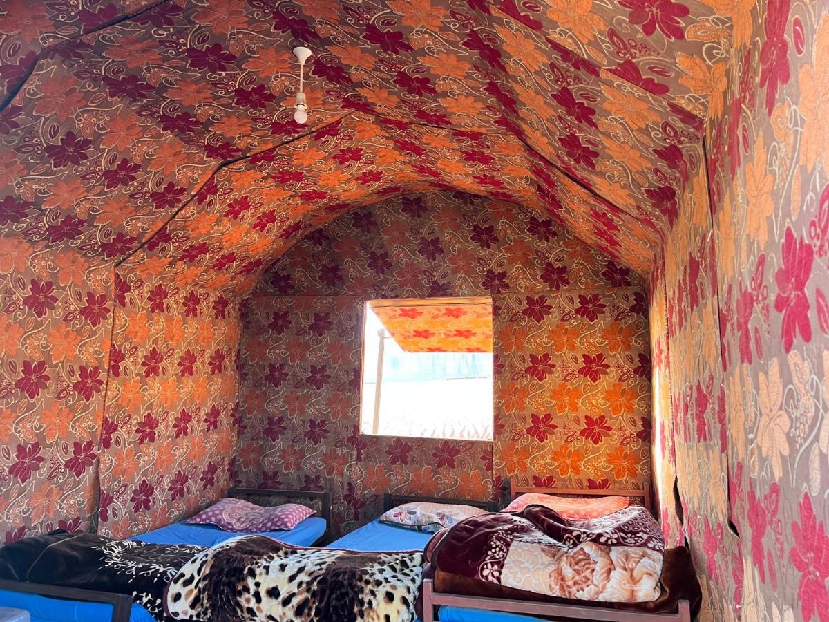 Wadirum Zeid Camp&Tours วาดิรัม ภายนอก รูปภาพ